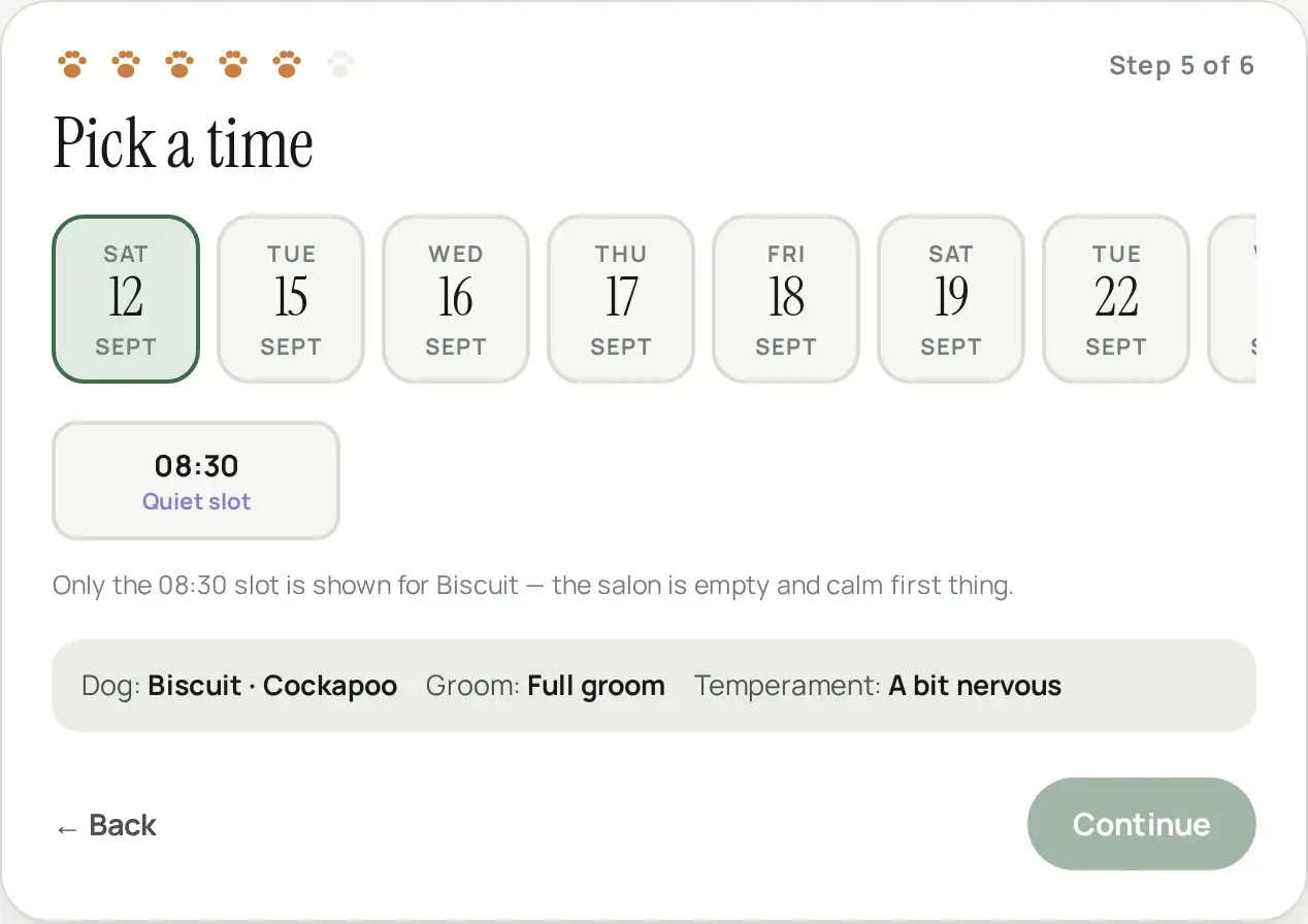 A booking step designed by Central Systems: having been told the dog is a bit nervous, the form offers only the first appointment of the day, marked as a quiet slot, and explains that the salon is empty and calm first thing.